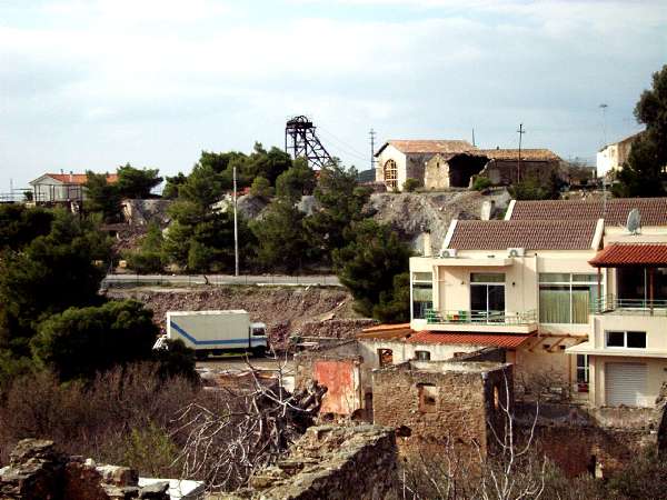 Serpierishaft.jpg (47598 bytes)