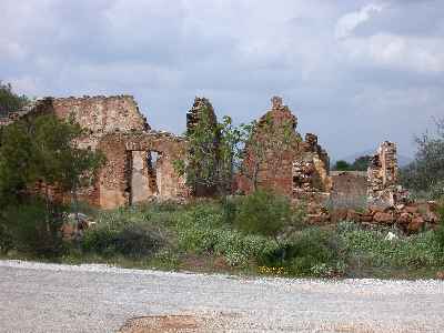 soureza1.jpg (15754 bytes)