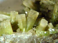 Pyromorphit.jpg (27505 bytes)
