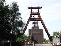 ruhr.jpg (30650 bytes)
